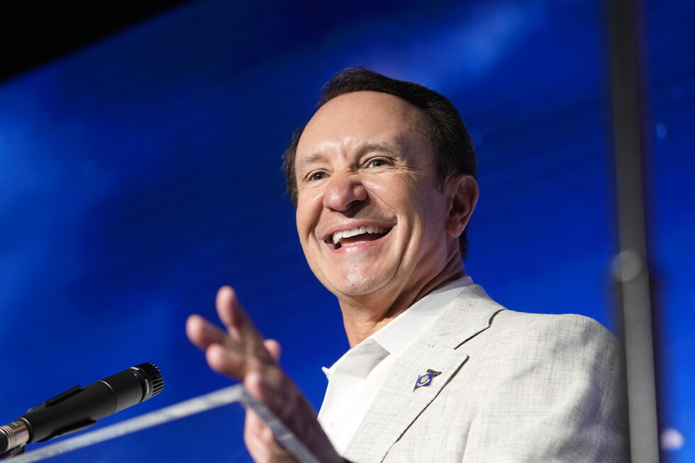 Elon Musk’s space company to build new rocket launching site in Louisiana - AP News