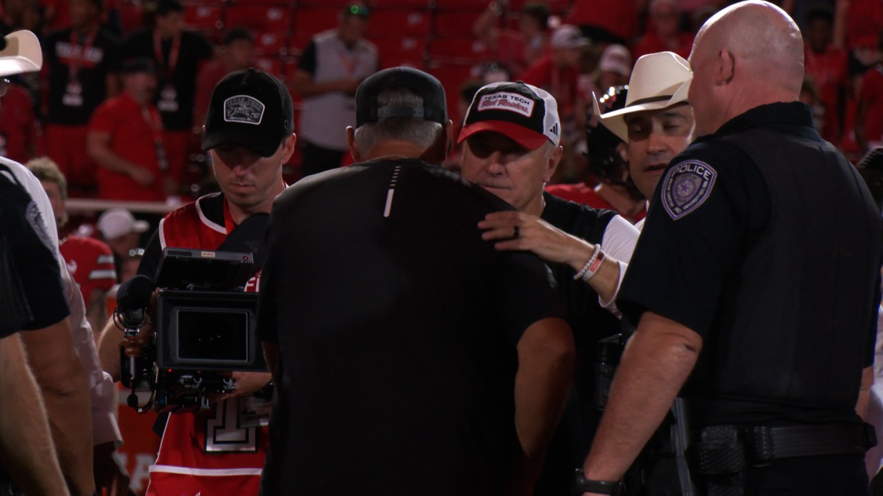 Legendary Red Raiders return to Lubbock as ACU coaches, Wildcats fall 33-10 to Texas Tech - BigCountryHomepage.com