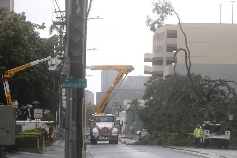 Power out for 178k HECO customers; company says ‘prepare for extended outages’ - Honolulu Star-Advertiser
